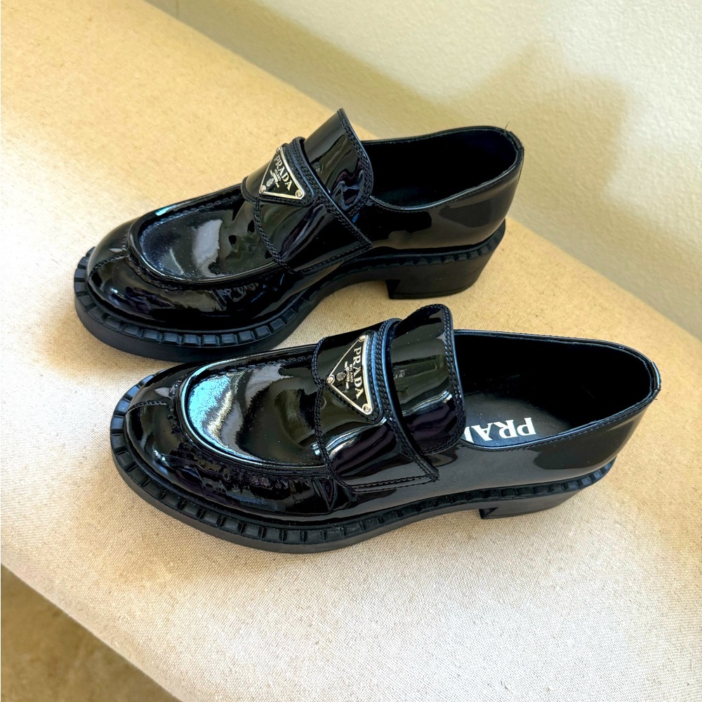 Prada loafers like new